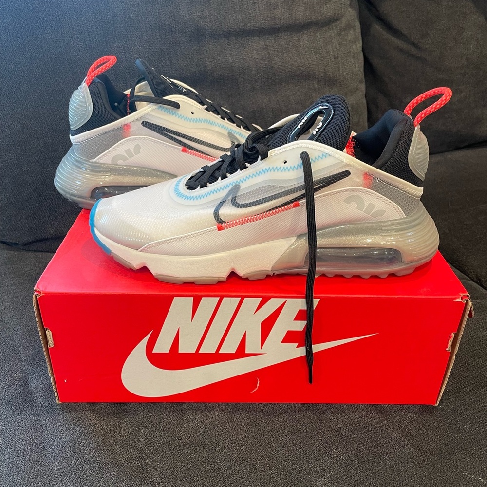Men’s sneakers